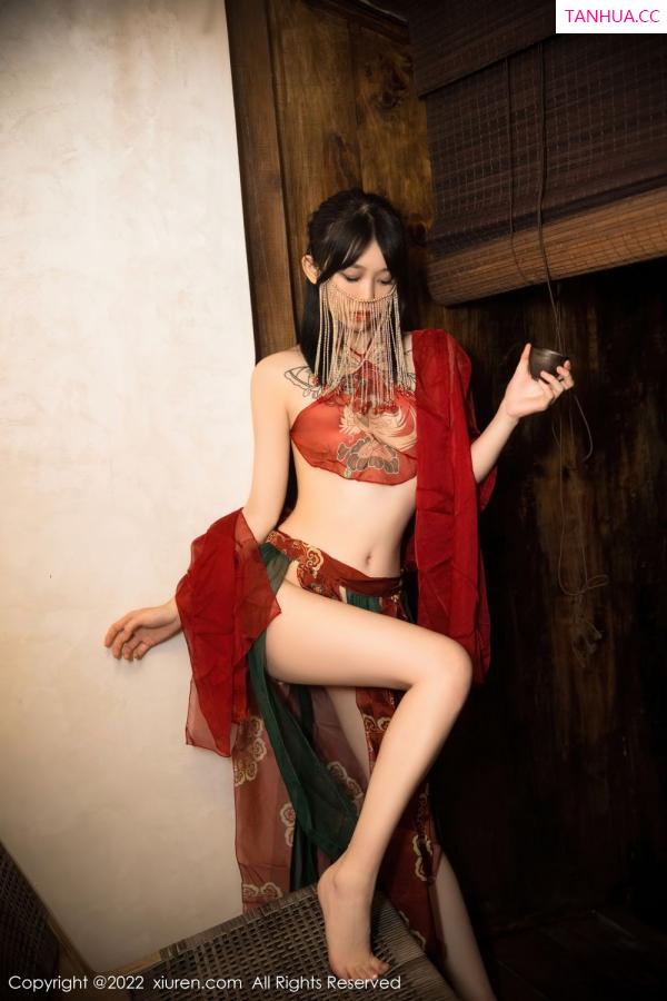 小奶瓶呜呜  [XiuRen]高清写真图 2022.08.25 No.5527 奶瓶第20张图片